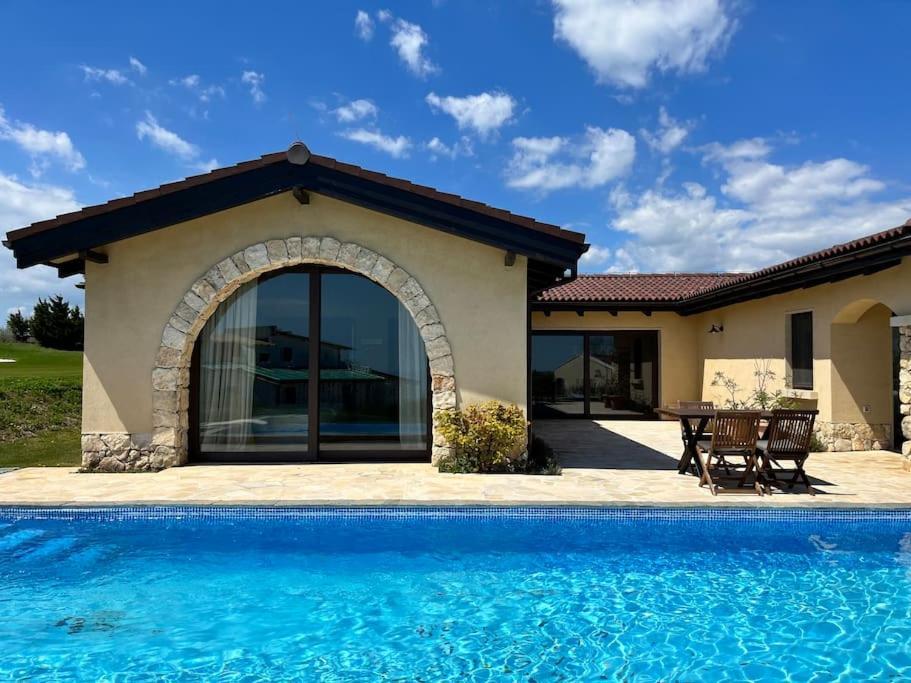 Private Villa At Blacksearama Golf & Villas Resort Balchik Exterior foto