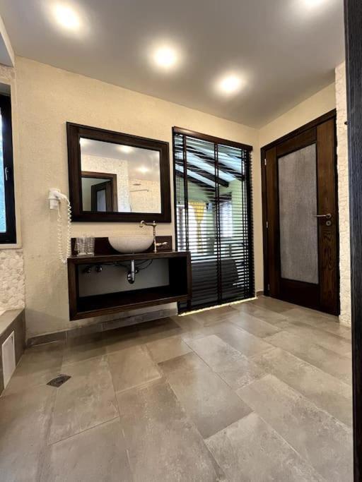 Private Villa At Blacksearama Golf & Villas Resort Balchik Exterior foto